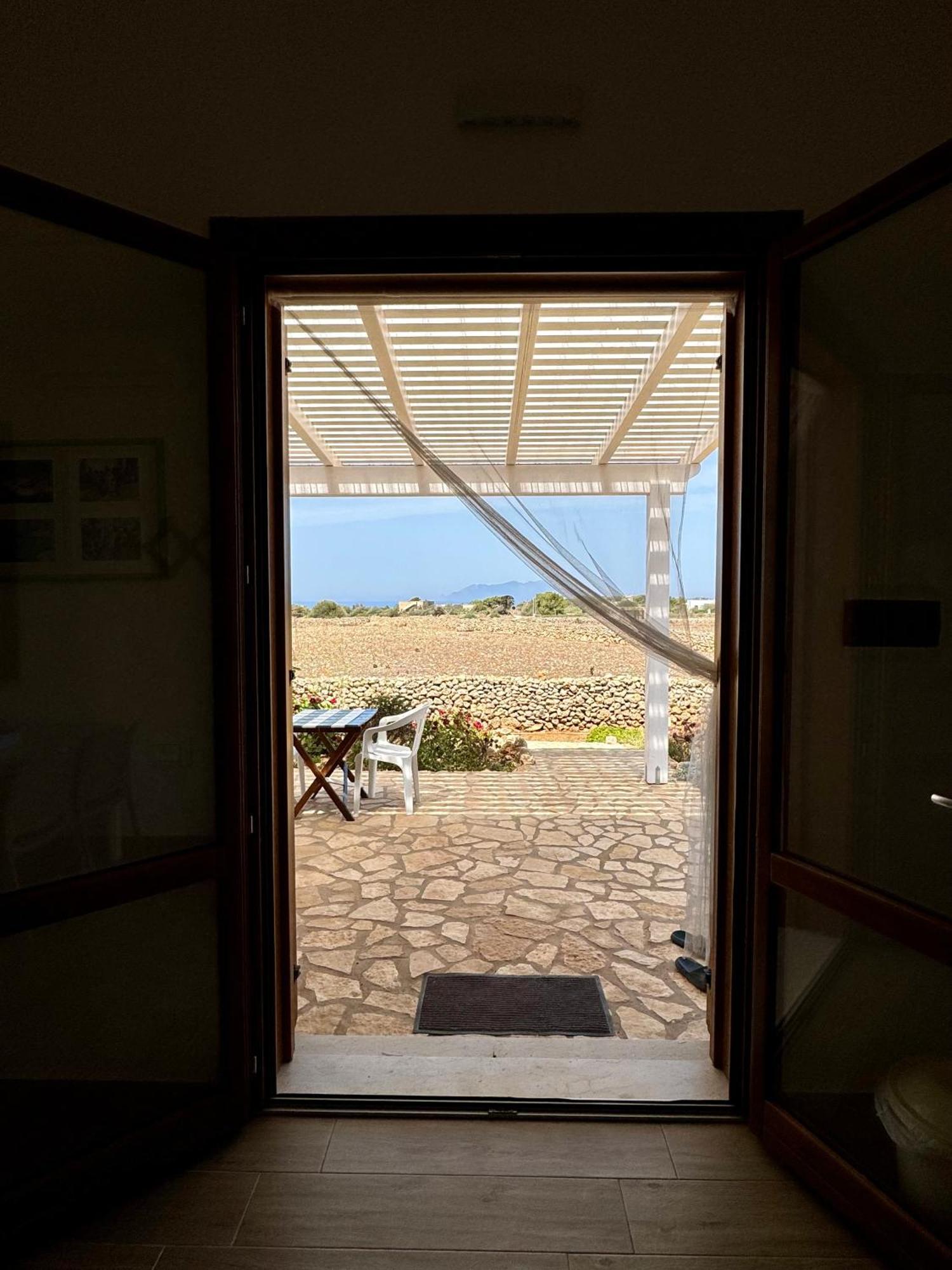 Aria Case Vacanze Favignana Exterior photo